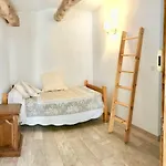 Le Relais Des Anges Bed & Breakfast 4*