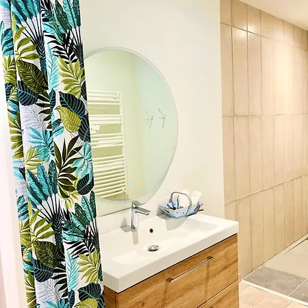 Le Relais Des Anges 4* Меркюе